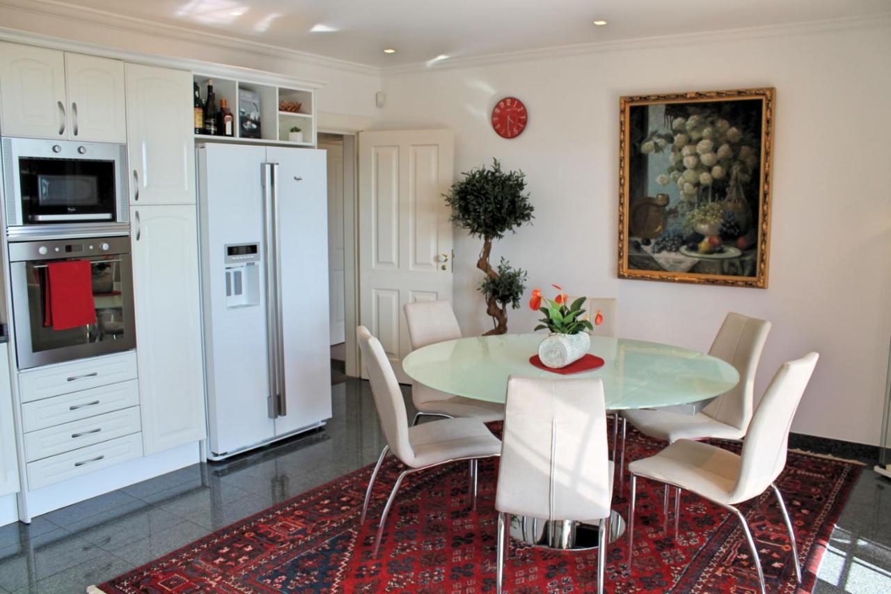 Magnificent Luzia 5 Bedrooms Sea Views Pool Table * Funchal (Madeira)